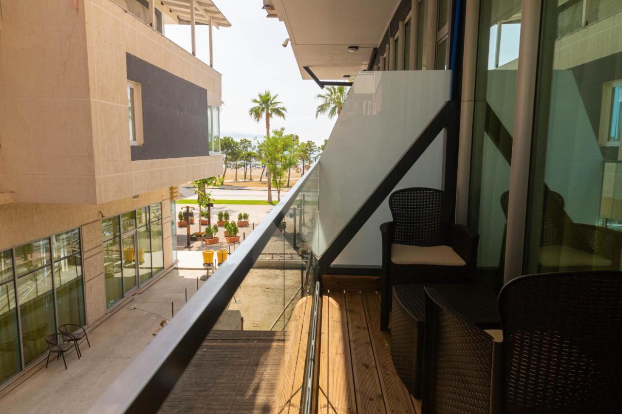 Hotel Aglon Vlorë Exterior foto