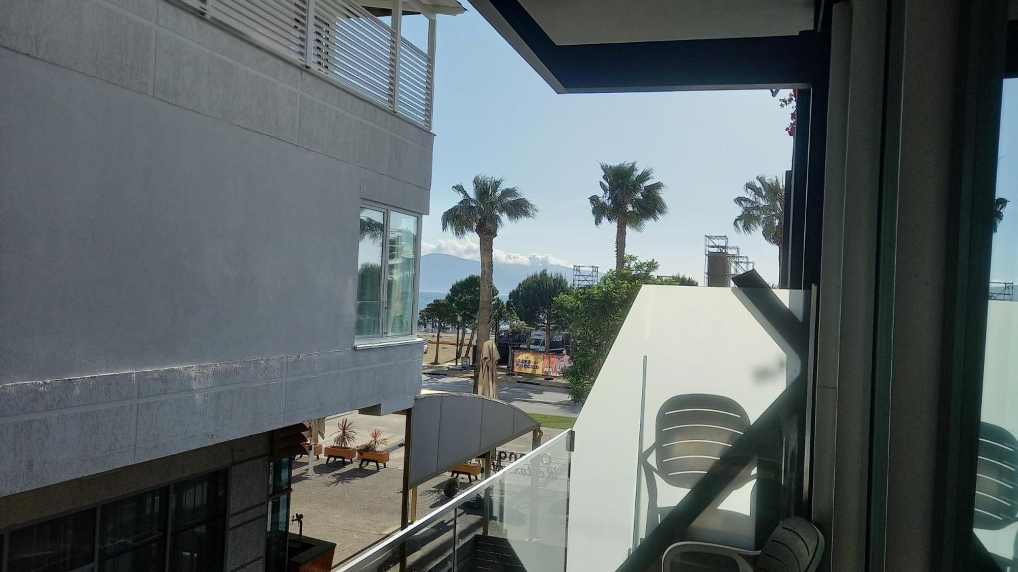 Hotel Aglon Vlorë Exterior foto